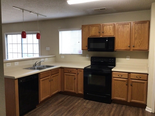 Photo - 3744 Foxton Dr
