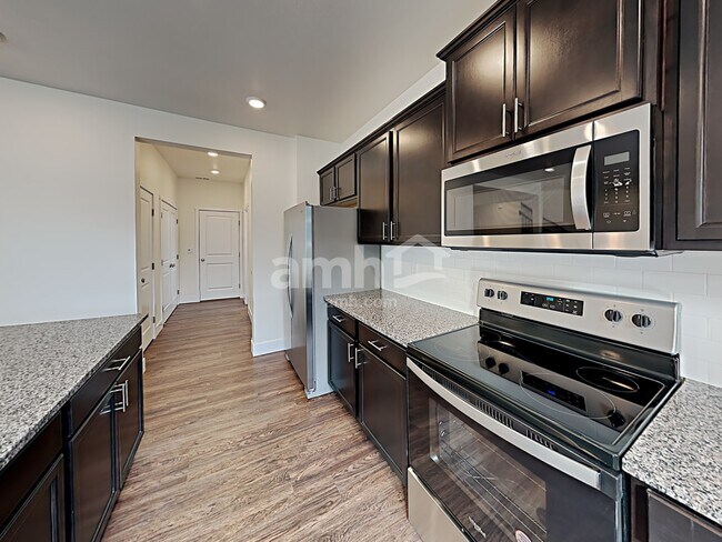 Photo - 1712 194th St Ct E