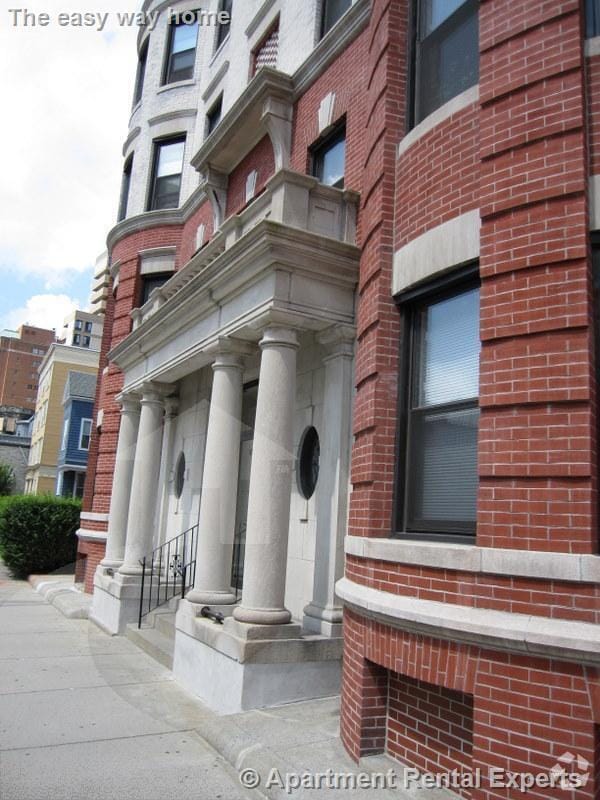 Building Photo - 881 Massachusetts Ave Unit #44 Rental