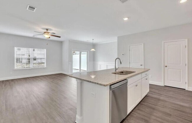 Photo - 3-bedroom, 2.5-bathroom Townhouse