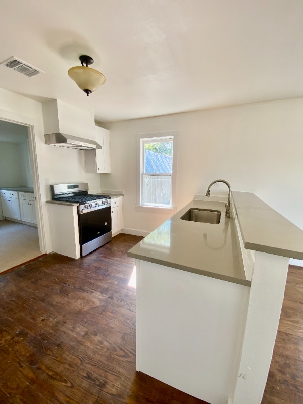 Photo - 414 Orange Ave