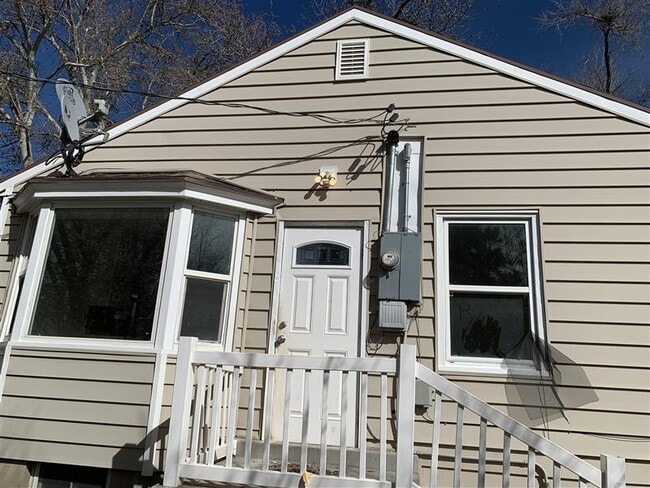 Photo - 2420 E 3300 S