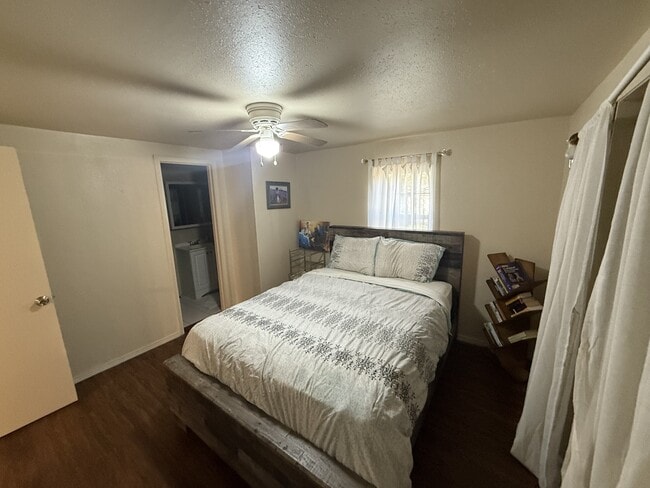 Photo - 1215 E Beverly St