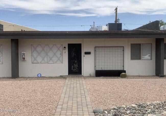 Building Photo - 7101 E Wilshire Dr Unit 2 Rental