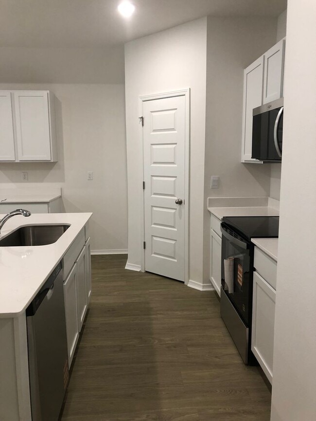 Photo - Rare 4 Bedroom For Rent