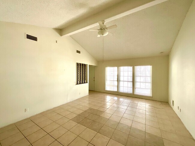 Photo - Single-Story Converse Home | Covered Patio & Appliances Included!