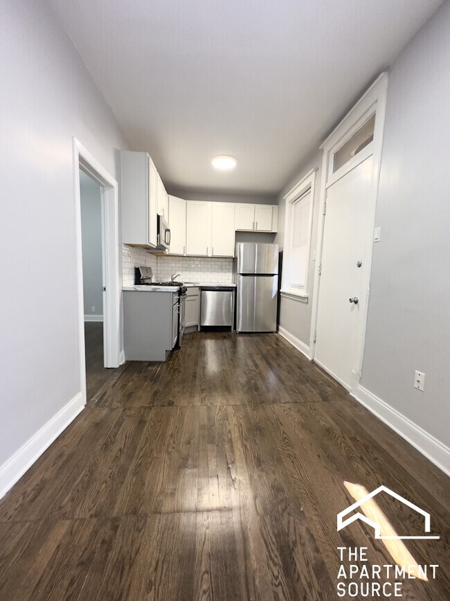 Photo - 6259 N Lakewood Ave Unit 3