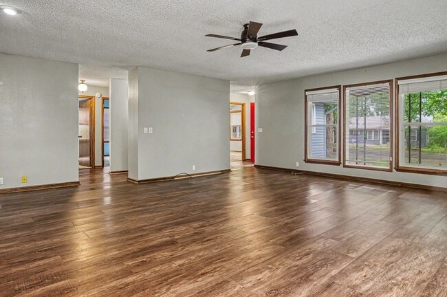 Photo - West Gate Area Home | Home | Unfurnished