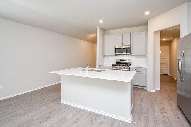 Photo - 8006 Camphor Ct