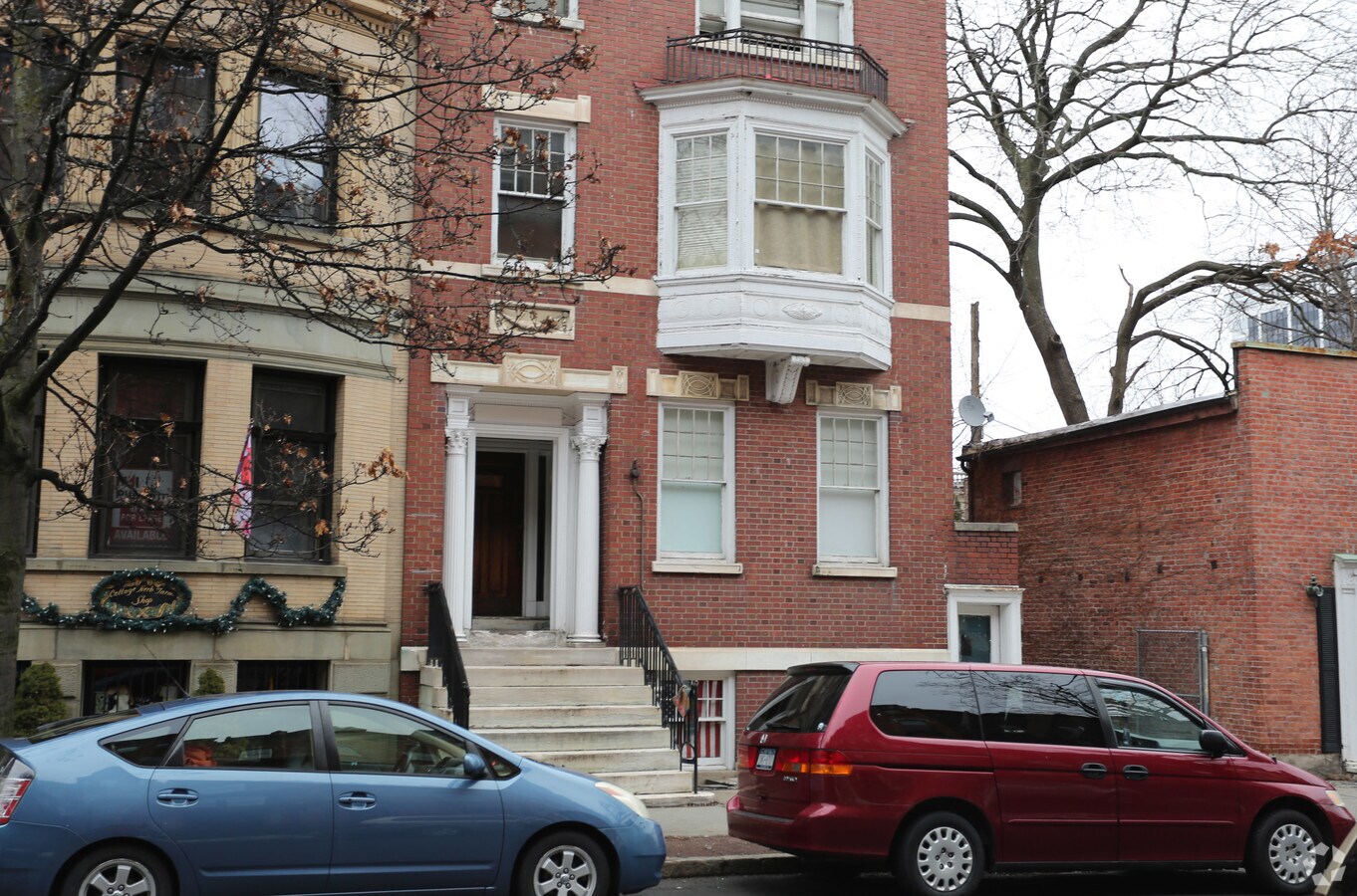 Photo - 309 State St