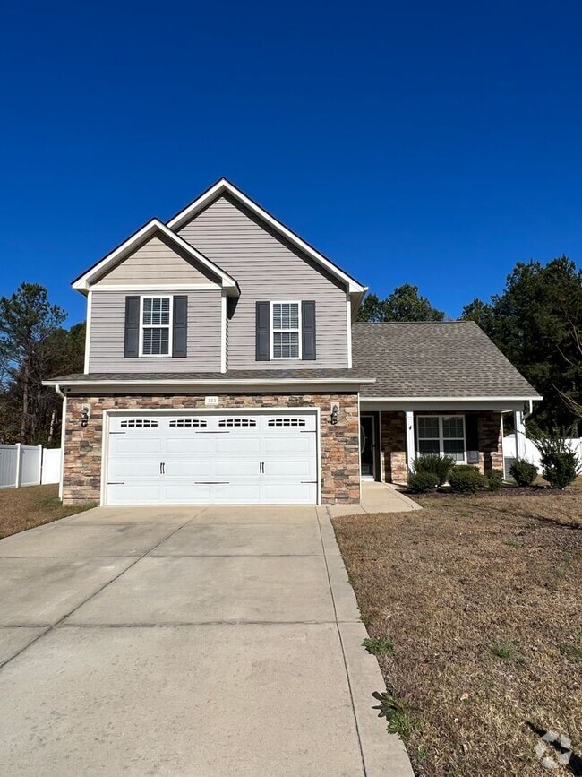 Building Photo - Beautiful Raeford Home with Fenced Backyard