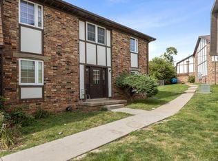 Building Photo - 204 21st Ave Pl