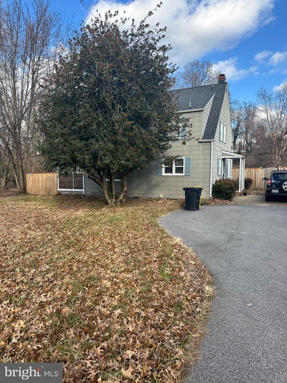 Photo - 415 Stanford Ct