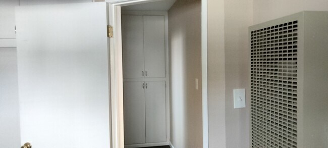 Photo - 2026 259th Pl Unidad 2026 1/2