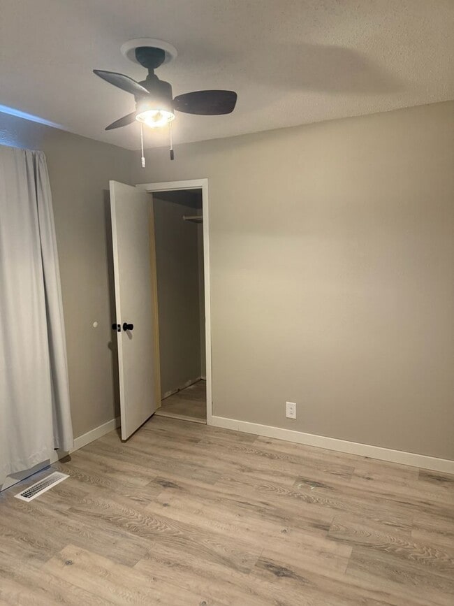 Photo - 3 Bedroom 1 Bathroom single family home