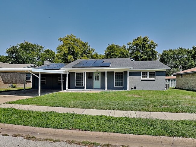 Building Photo - READY NOW IN RANCHO NORTH! THIS IS A MUST ... Rental