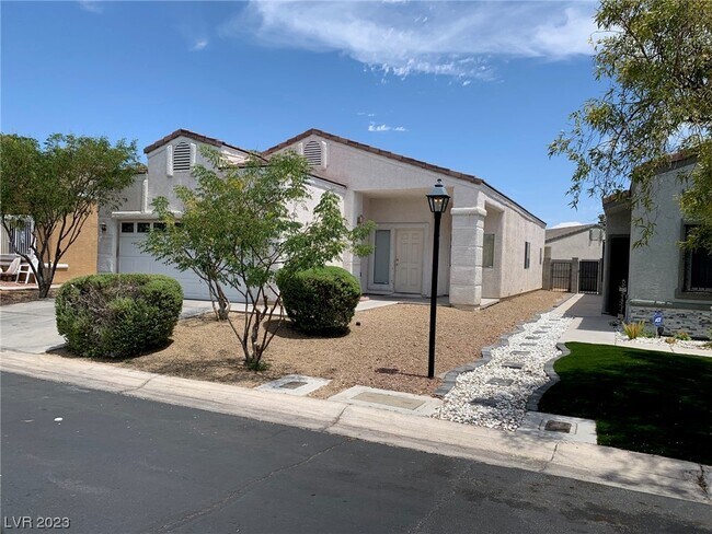 Photo - 2052 Jesse Scott St Condo