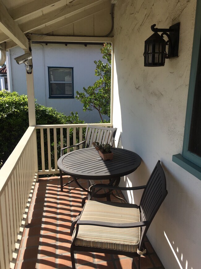 Photo - 119 W Mason St