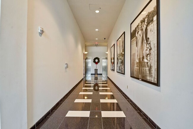 Photo - 3 BR, 2BA SoHo Condo for Rent