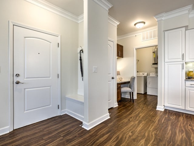 Kelly Reserve Apartments