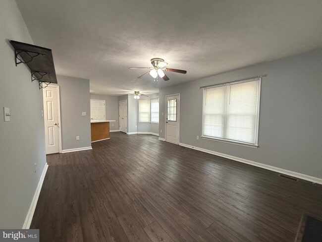 Building Photo - 10002 Erlwood Ct