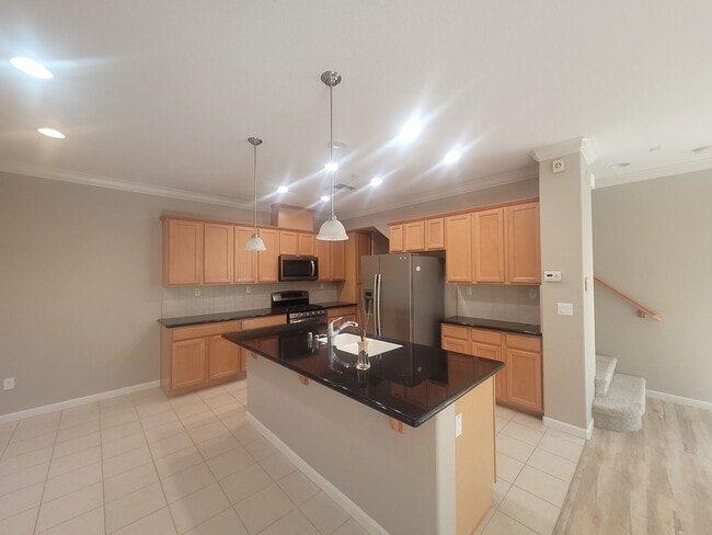 Photo - 5998 Camden Cir