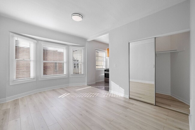 Photo - 839 Leavenworth