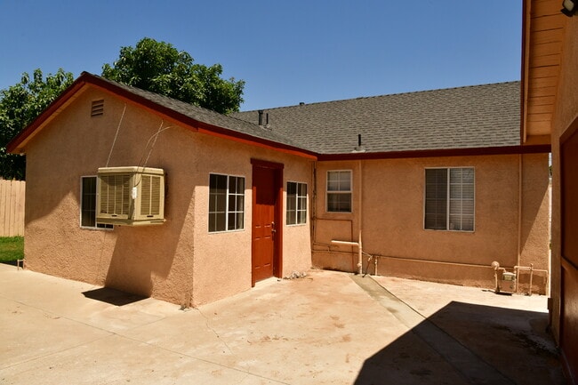 Photo - 1175 Cypress Ave