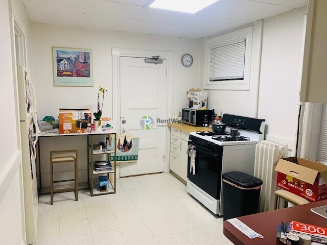 Photo - 337 Washington St Apartment Unit 6