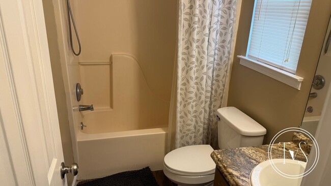 Photo - 142 Shayna Dr