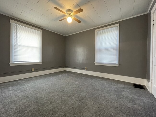 517 Ridge Ave