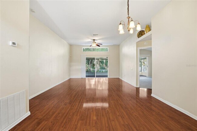 Photo - 30525 Lanesborough Cir