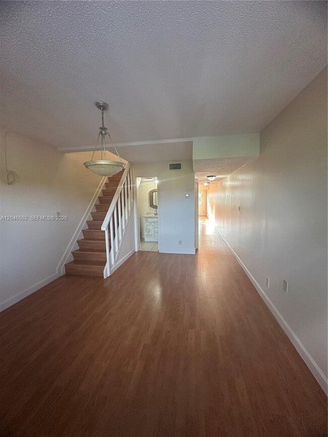9500 SW 3rd St Unit 254