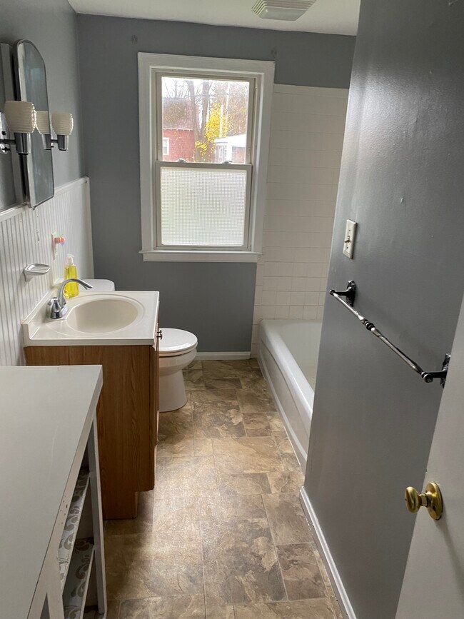 Photo - 5332 W Taft Rd