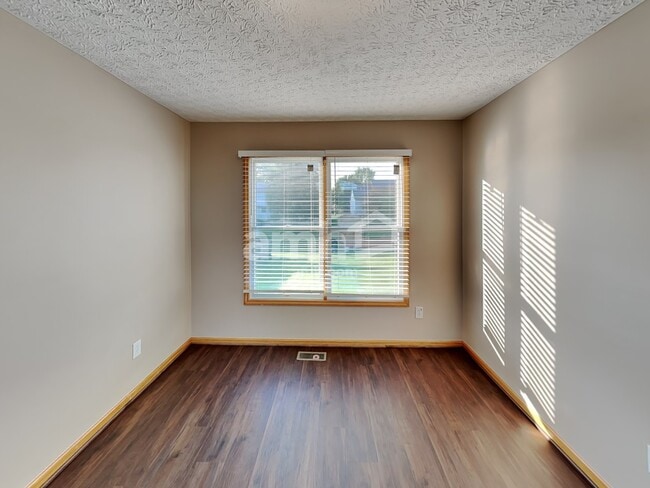 Photo - 2403 Hutcheson Ct