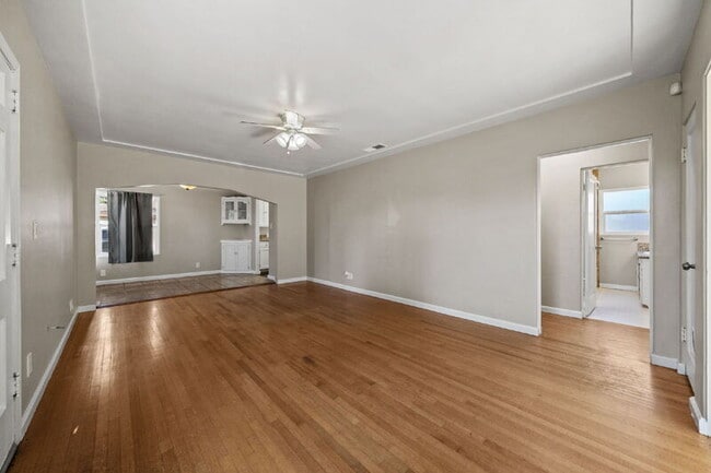 Photo - 7105 Central Ave