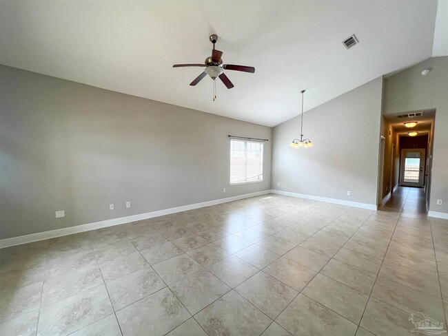 Photo - 8776 Bradfield Dr