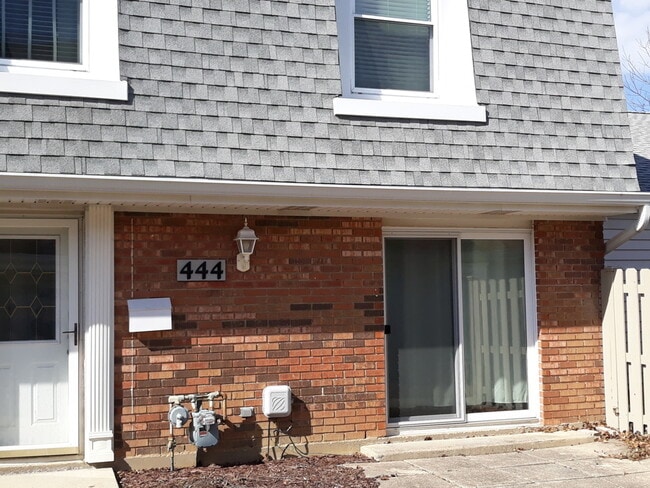 Building Photo - 444 Lear Ct Rental