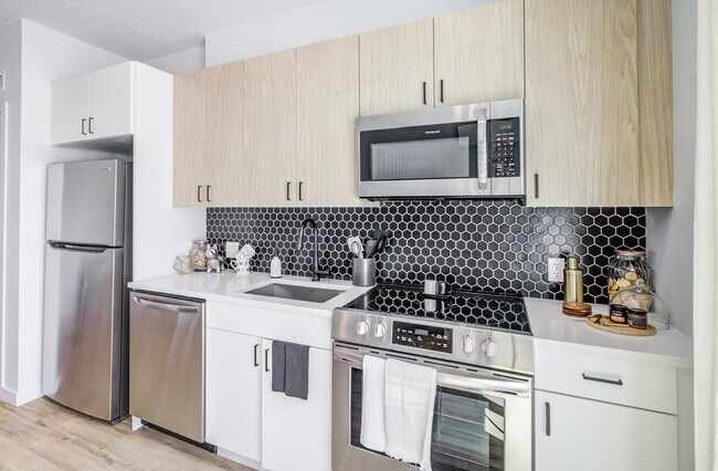 Photo - 75 Baldwin St Unit 622