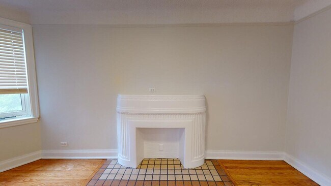 Photo - 235 Charlotte