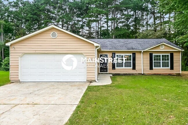 Building Photo - 3 Bedroom Pet-Friendly Home in Jonesboro, GA with Main Street Renewal