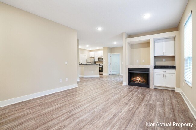 Photo - 5016 Aspen Pine Blvd