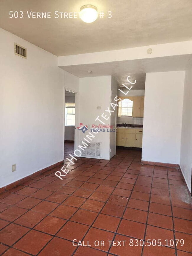Photo - 503 Verne St Unidad # 3
