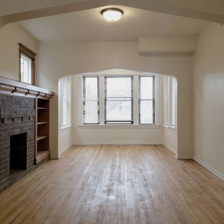 Photo - 5435 S Hermitage Ave Unit 2