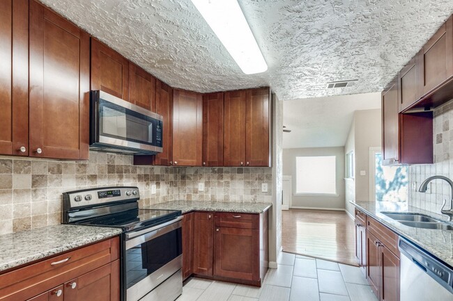 Photo - 7614 Lemma Dr