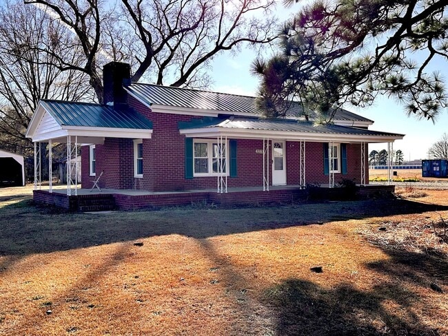 Building Photo - 2278 Old Creek Rd