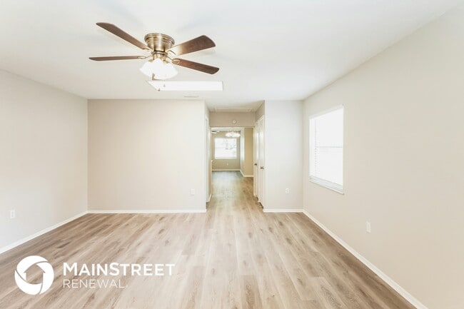 Photo - 614 Ohio Blvd