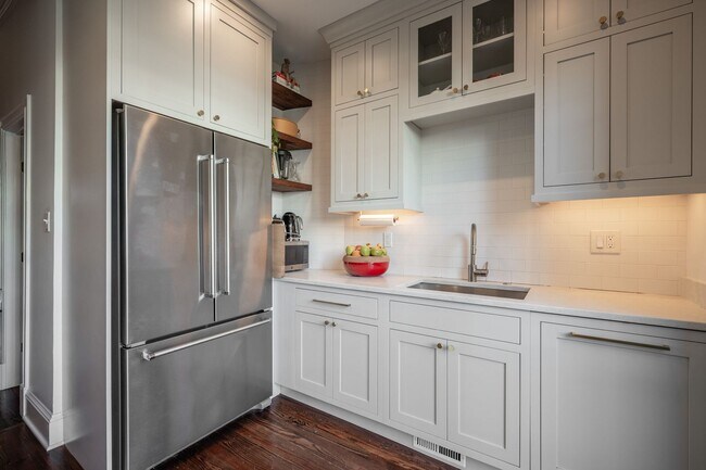 Photo - 31 Randolph Pl NW