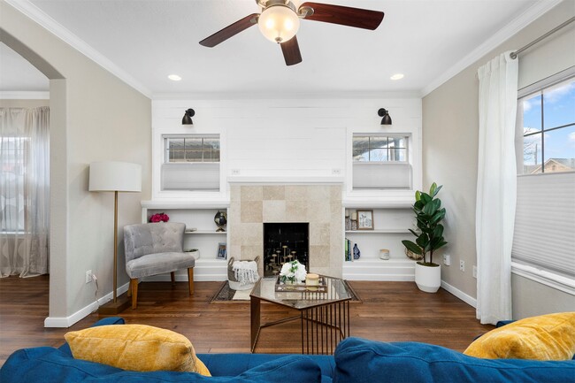 Photo - 5022 Lindsay St
