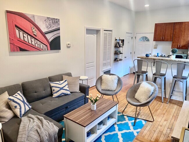 Photo - 1421 W Huron St Unit 2R